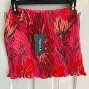 NWT PrettyLittleThing Floral pink/red Mini Skirt size 2